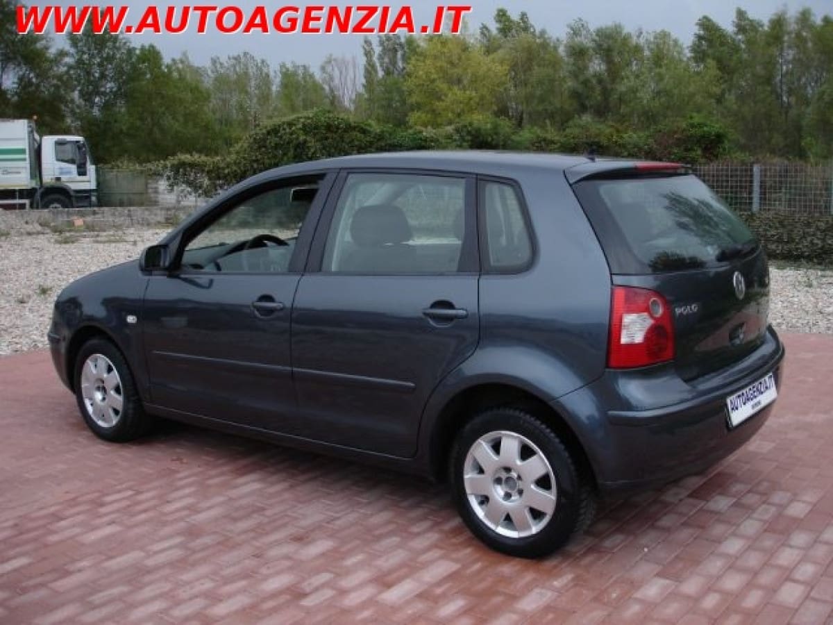 VOLKSWAGEN Polo 4ª serie 9