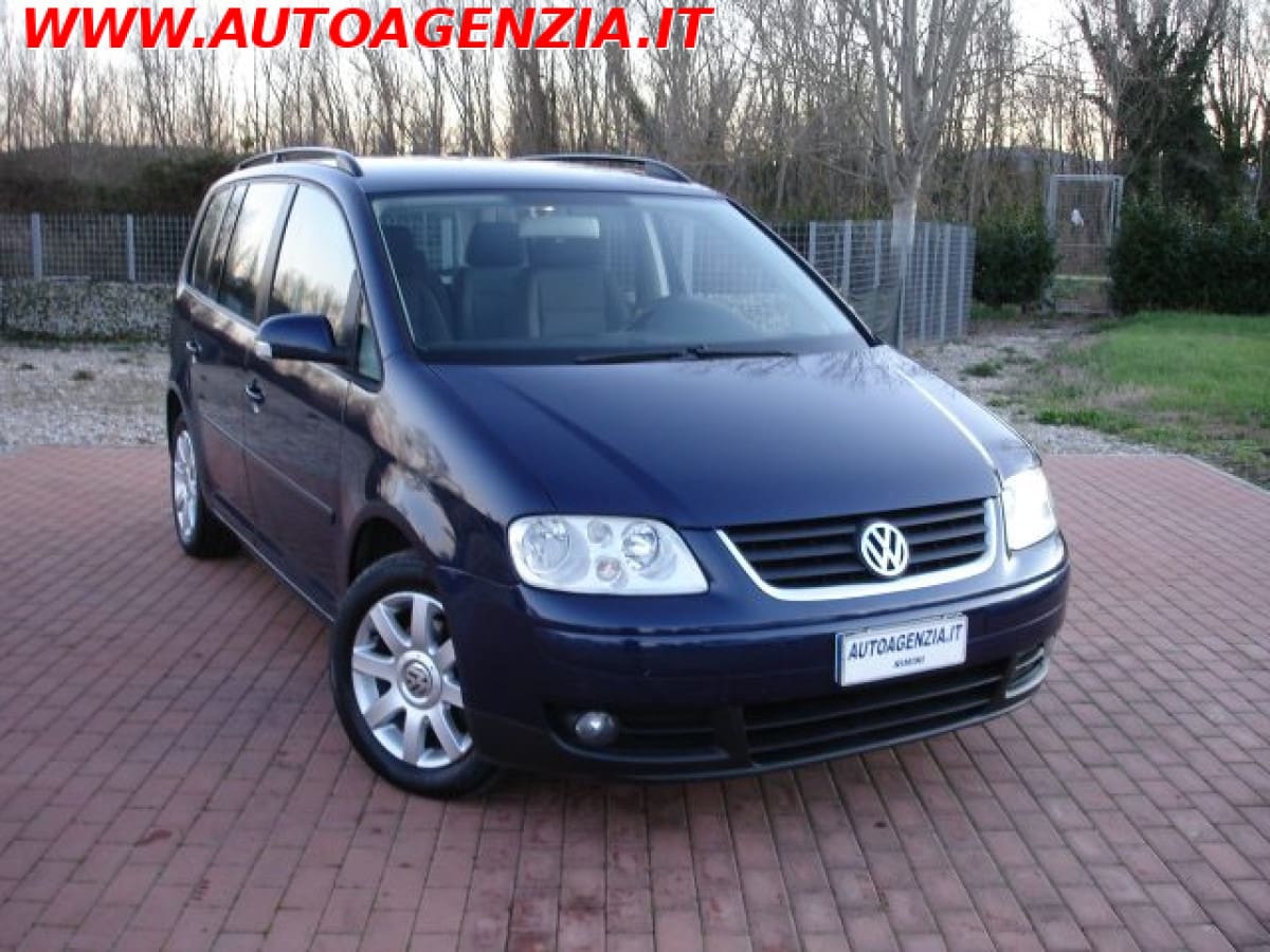 VOLKSWAGEN Touran 109819968