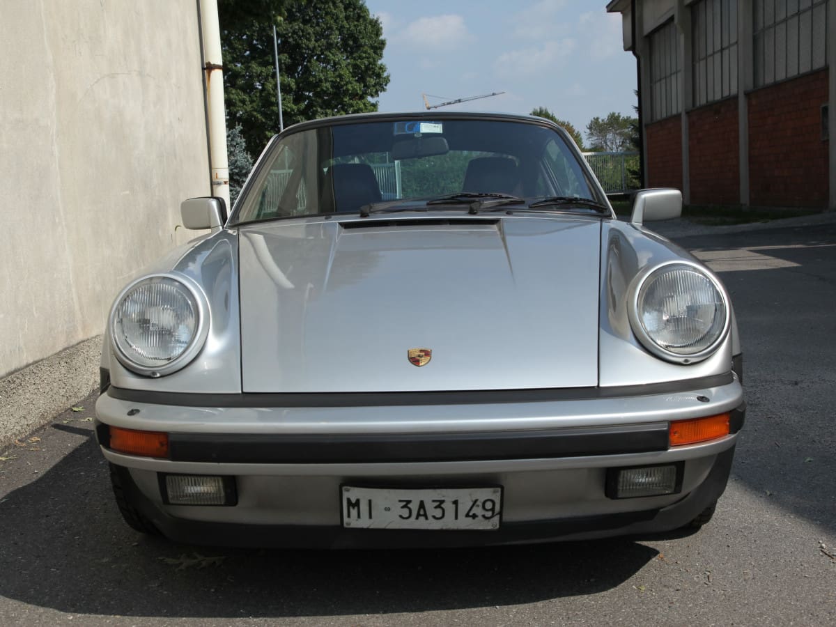 PORSCHE 911 (930) 3.3 TURBO 3