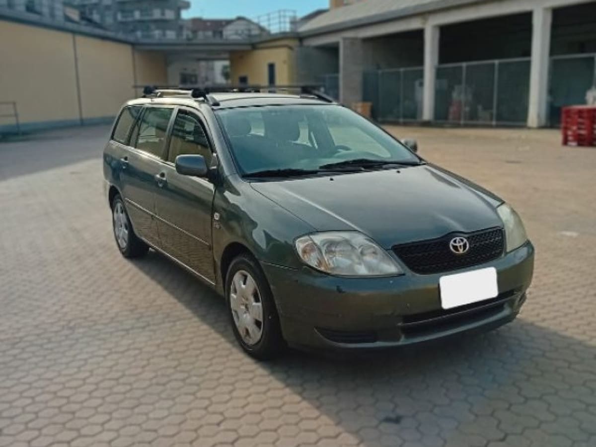 TOYOTA Corolla (2001-2004) 2