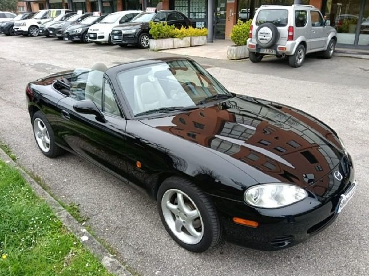 MAZDA MX-5 1ª serie 7