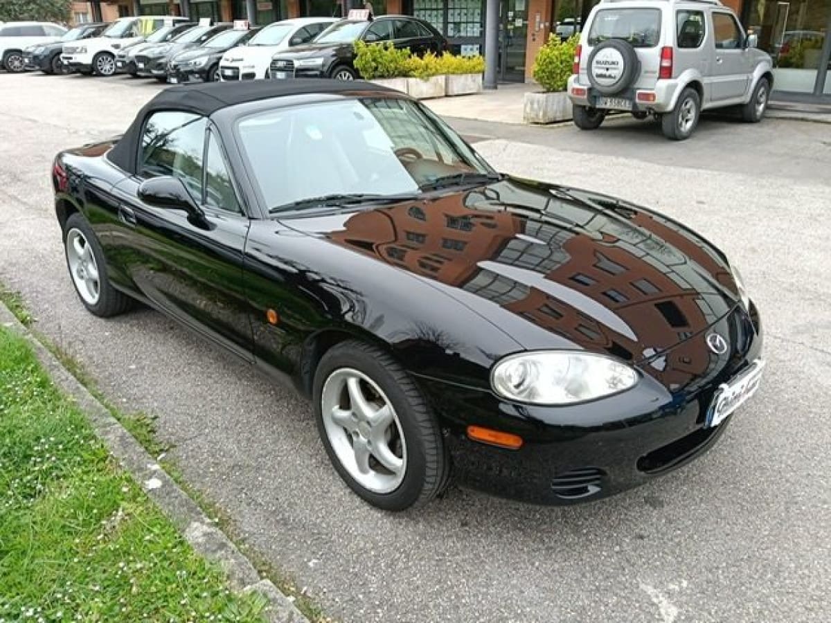 MAZDA MX-5 1ª serie 11