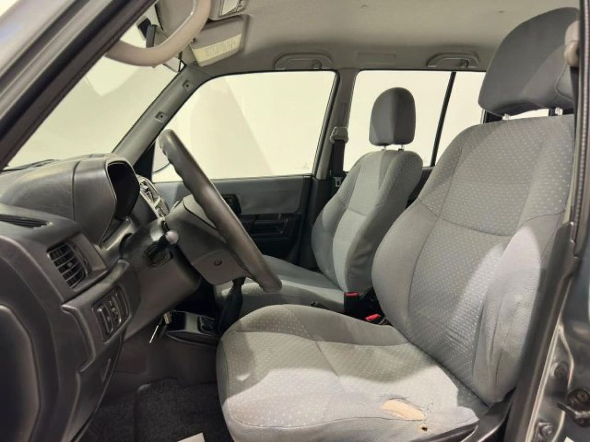 MITSUBISHI Pajero Pinin 4