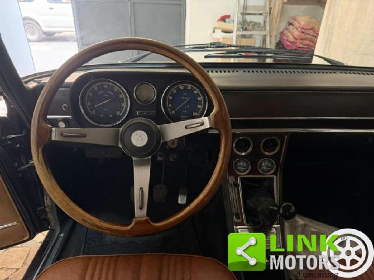 ALFA ROMEO Giulia Nuova Super 1300 3