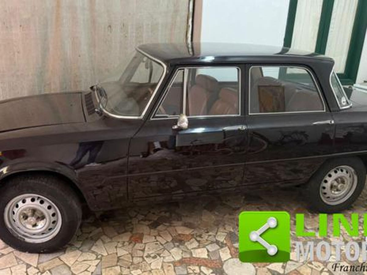 ALFA ROMEO Giulia Nuova Super 1300 10