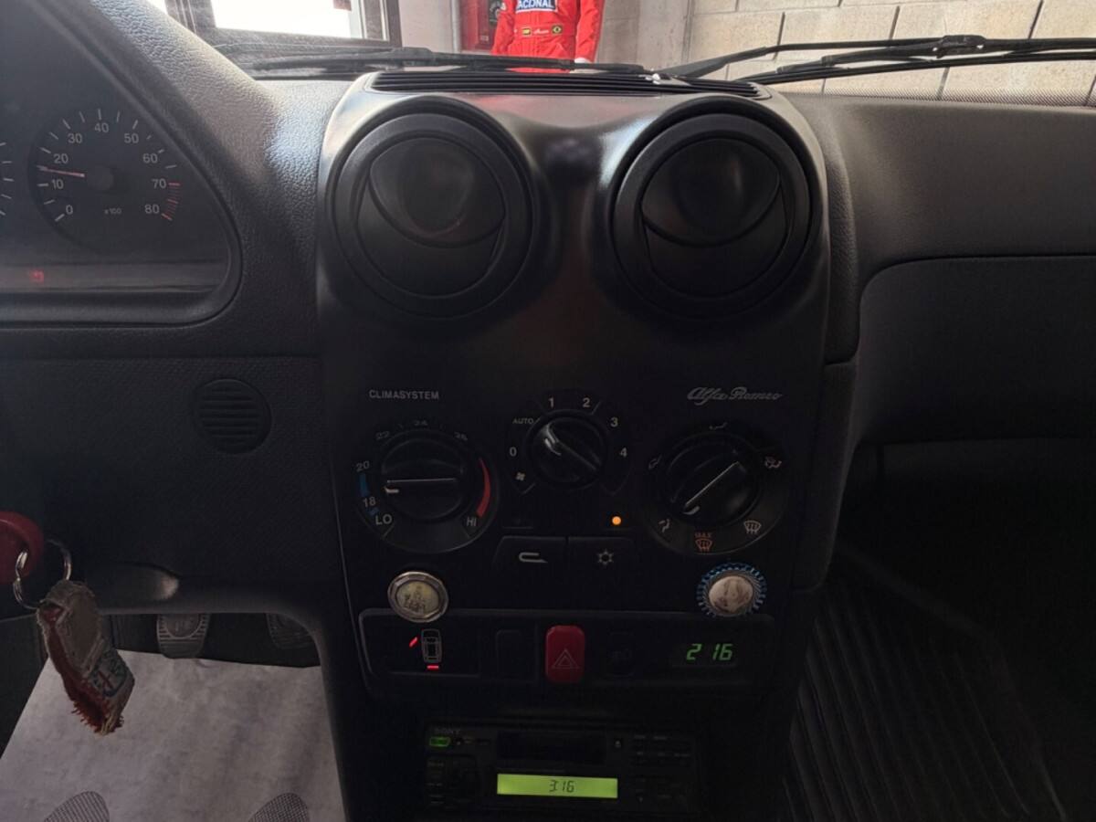 ALFA ROMEO 146 12