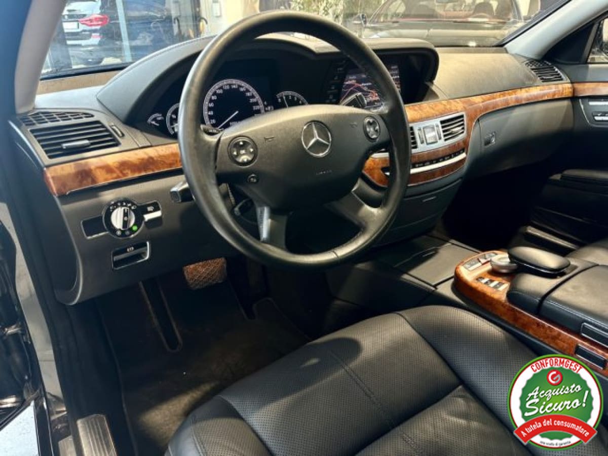 MERCEDES Classe S   (W/V221) 15
