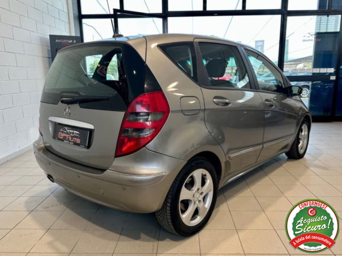 MERCEDES Classe A   (W/C169) 9