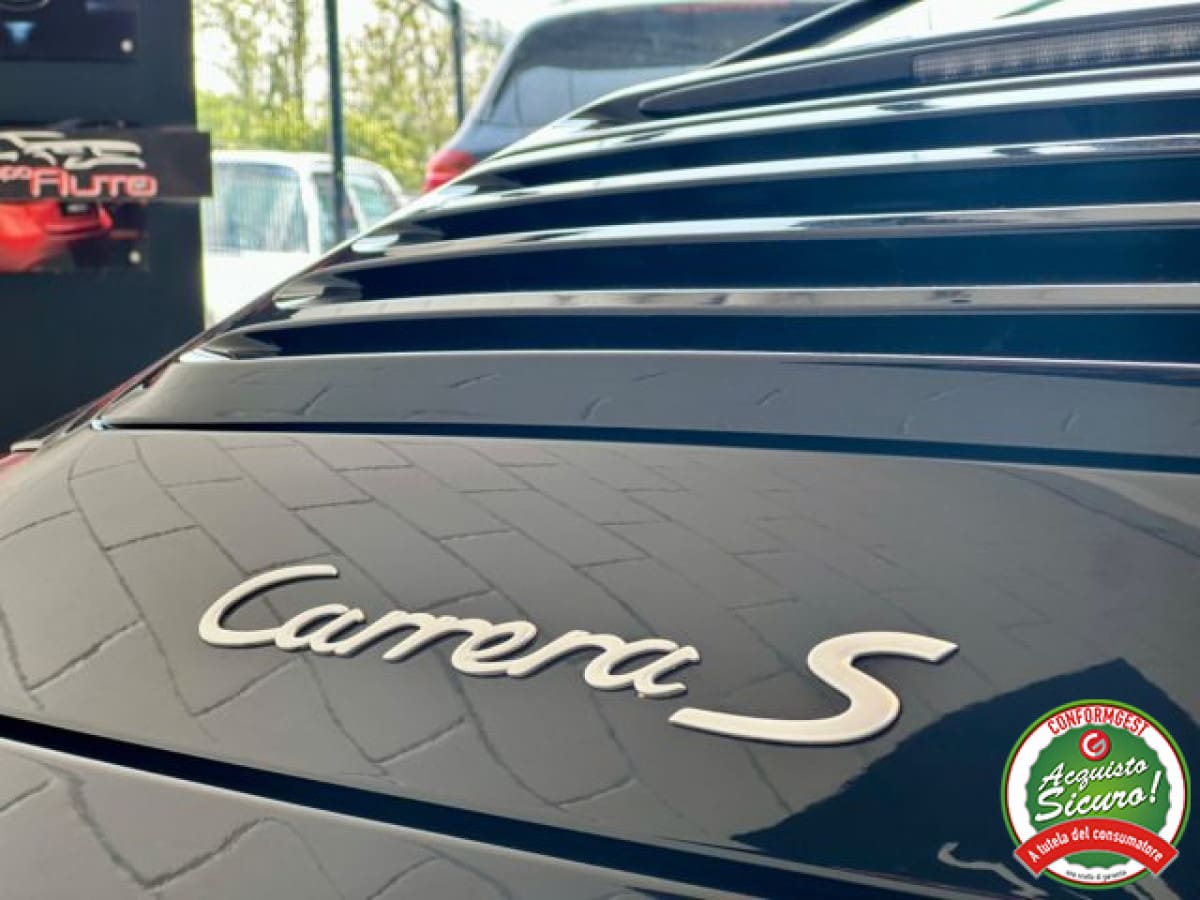 PORSCHE 911           (997) 11