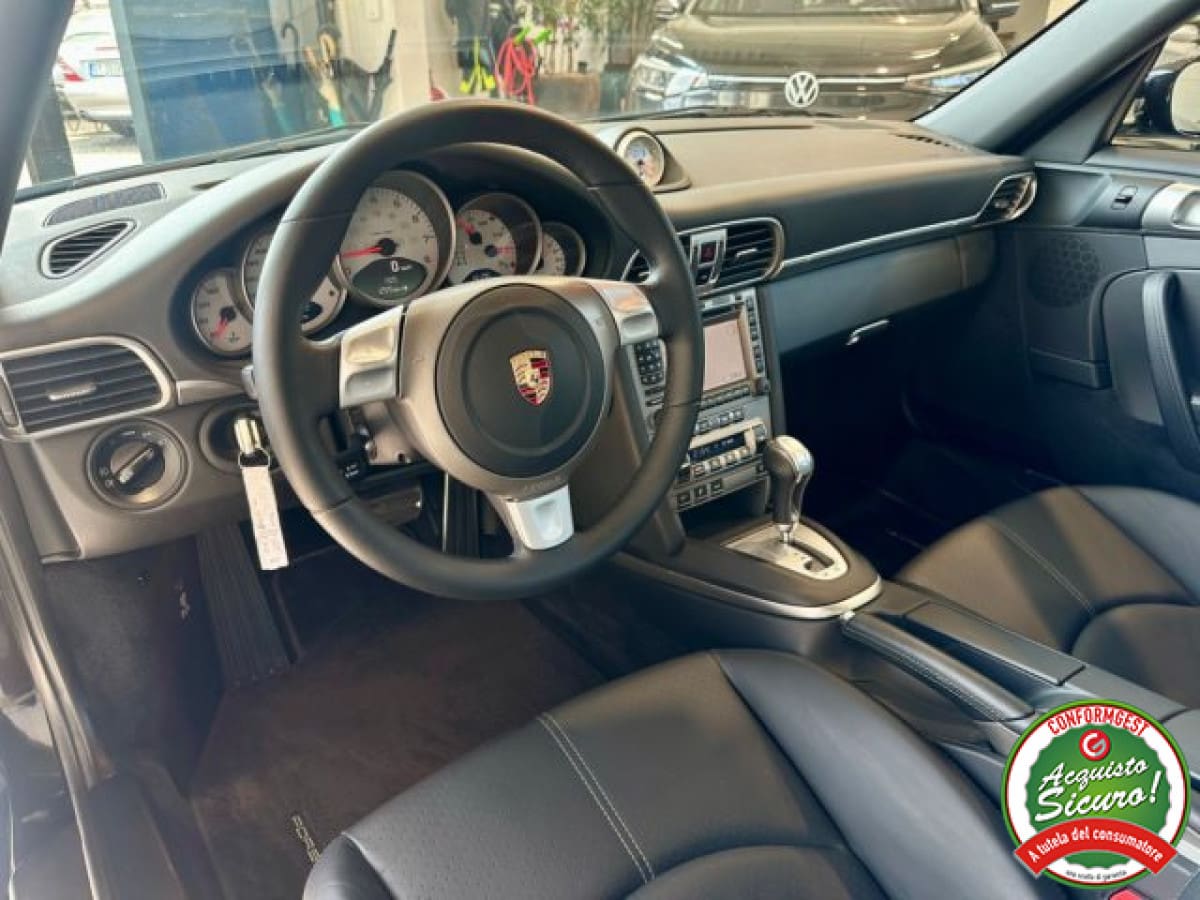 PORSCHE 911           (997) 14