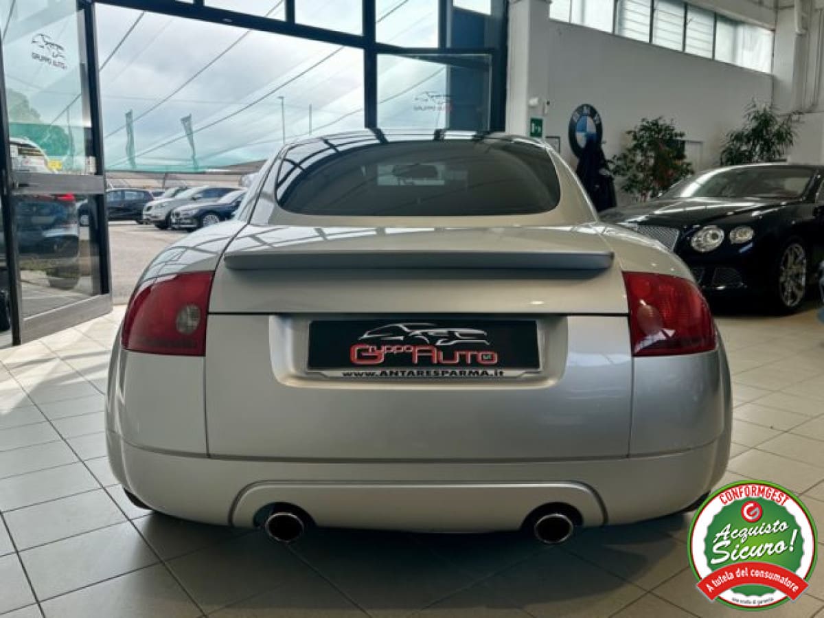 AUDI TT 1ª serie 10