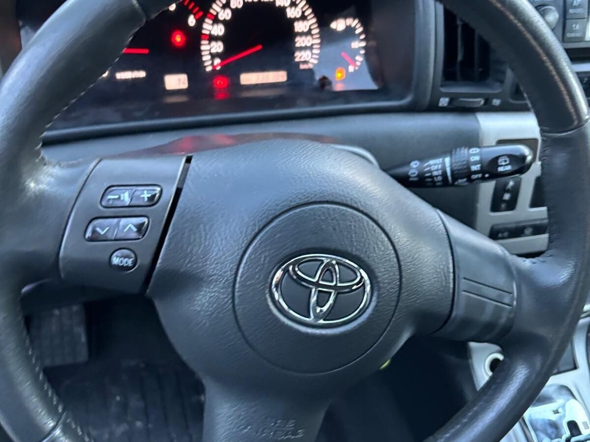 TOYOTA Corolla (2004-2009) 10