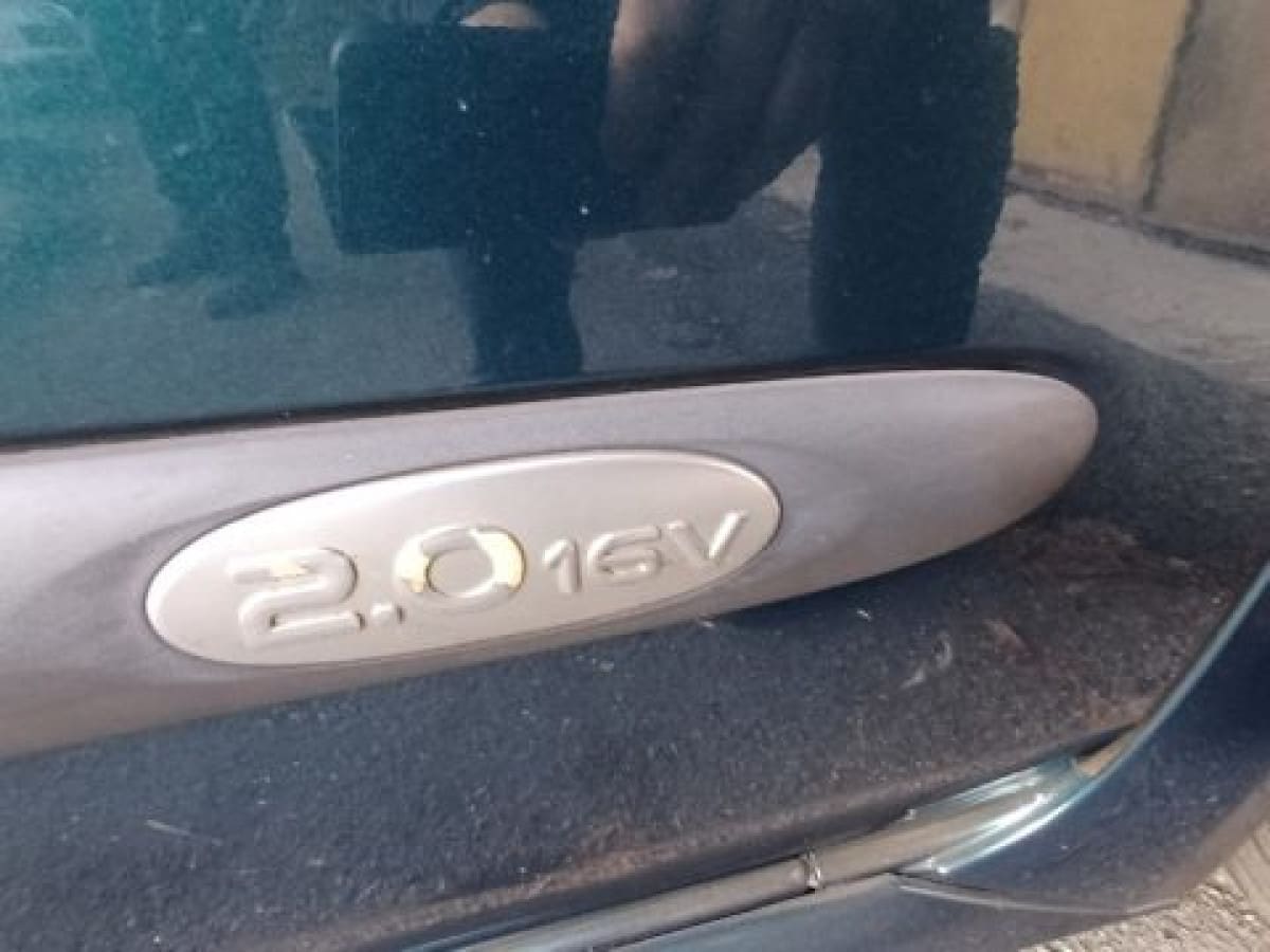 RENAULT Clio 2ª serie 11