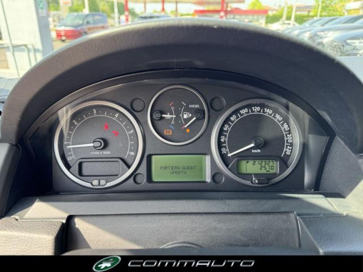 LAND ROVER Discovery 3ª serie 6