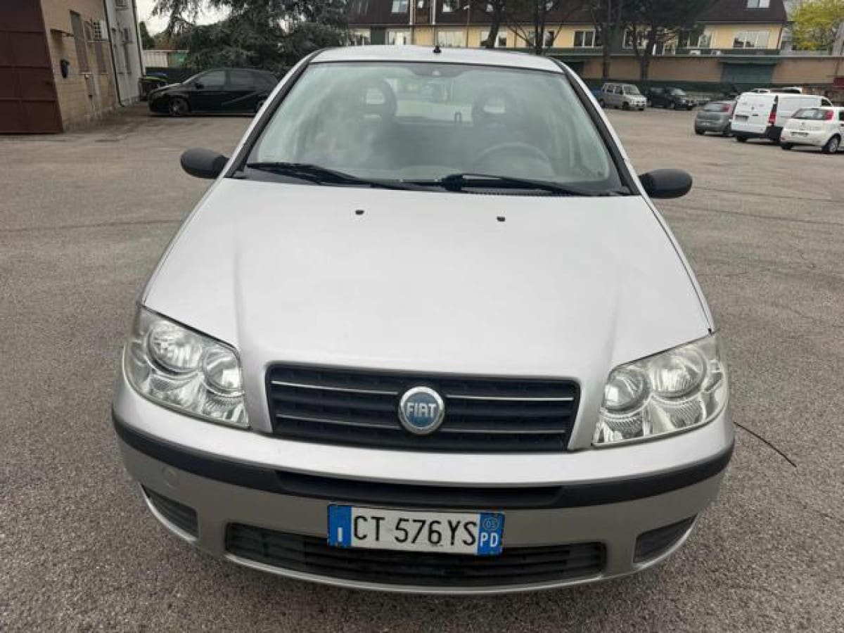FIAT Punto 3ª serie 8