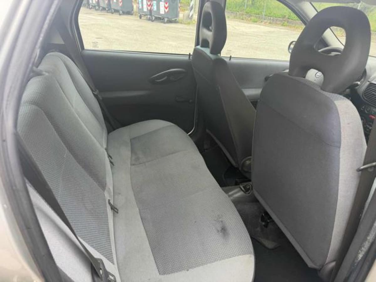 FIAT Punto 3ª serie 11