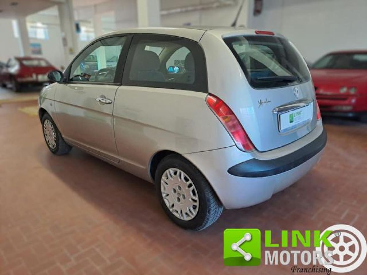 LANCIA Ypsilon 9