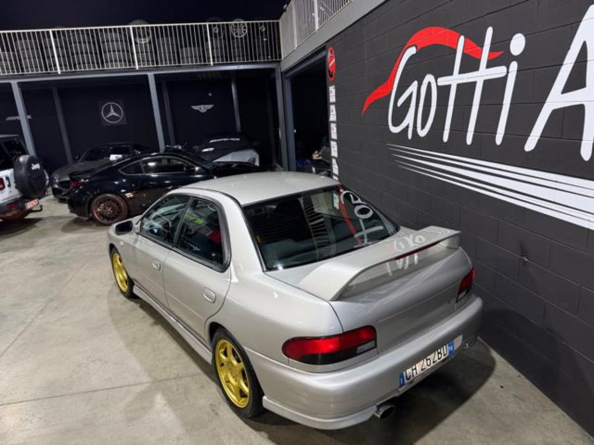 SUBARU Impreza 1ª serie 10