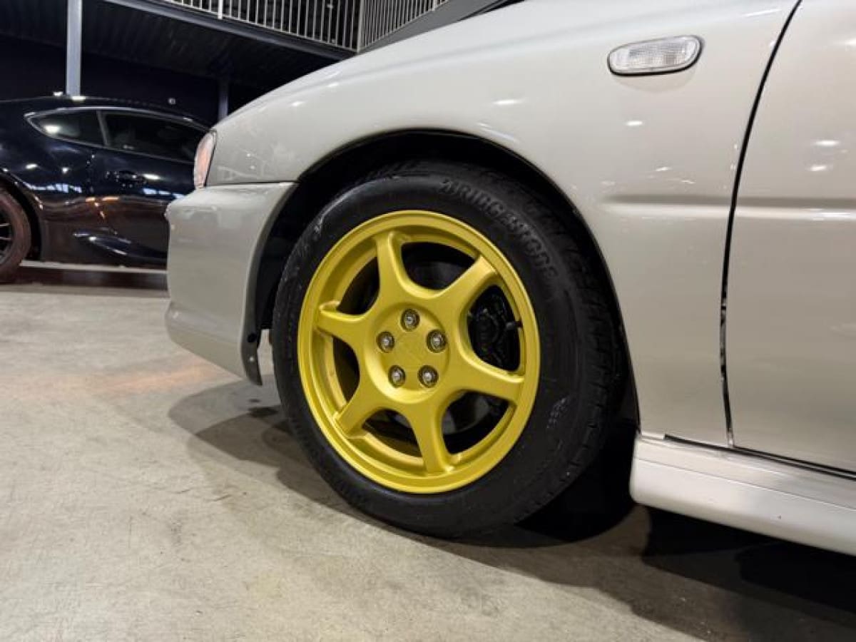 SUBARU Impreza 1ª serie 13