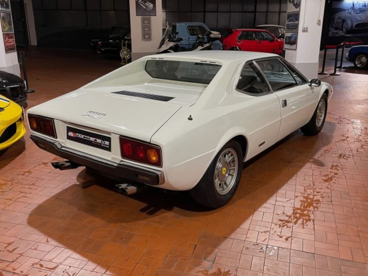FERRARI Dino 308 GT/4 11