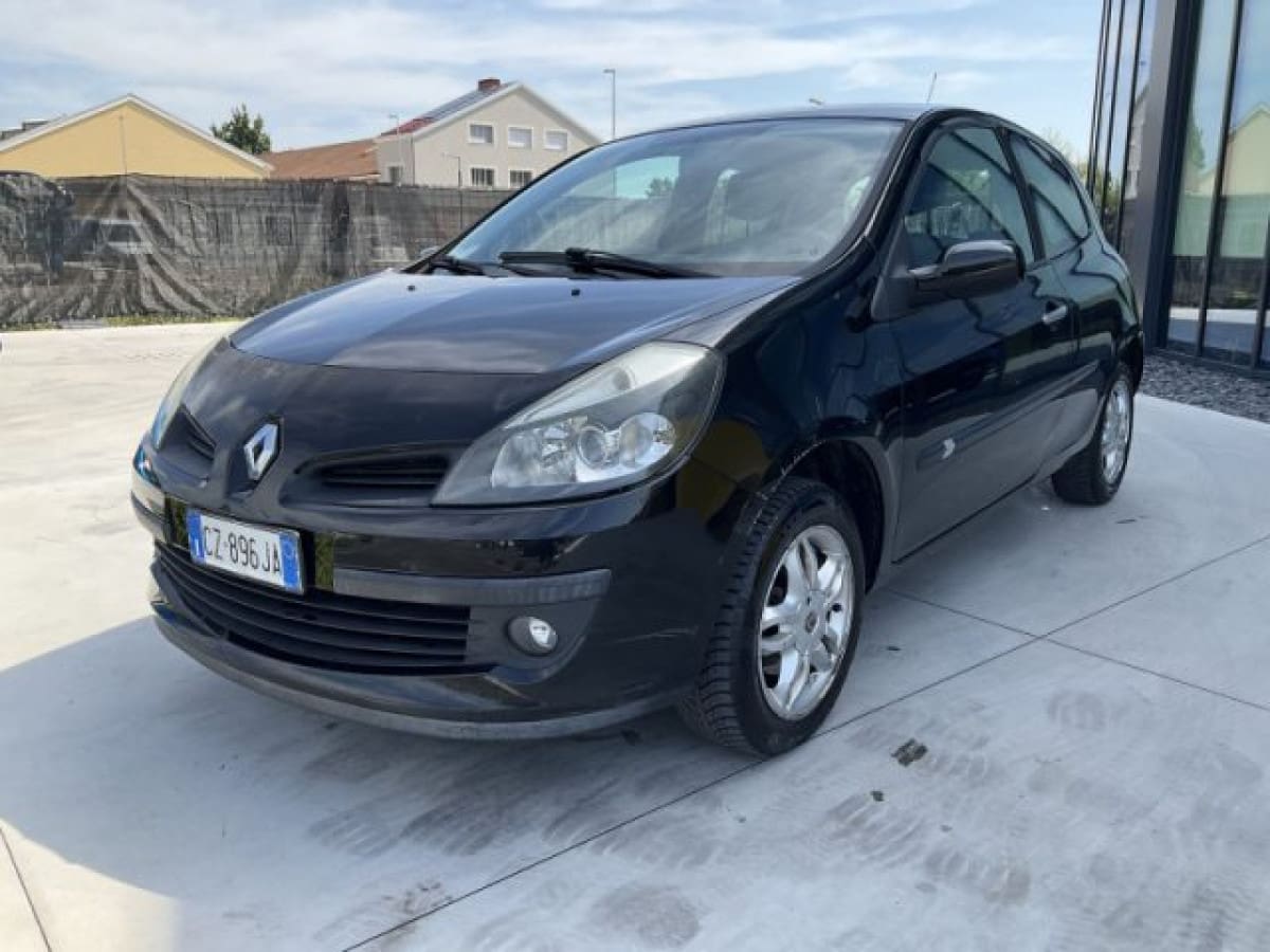 RENAULT Clio 3ª serie 3