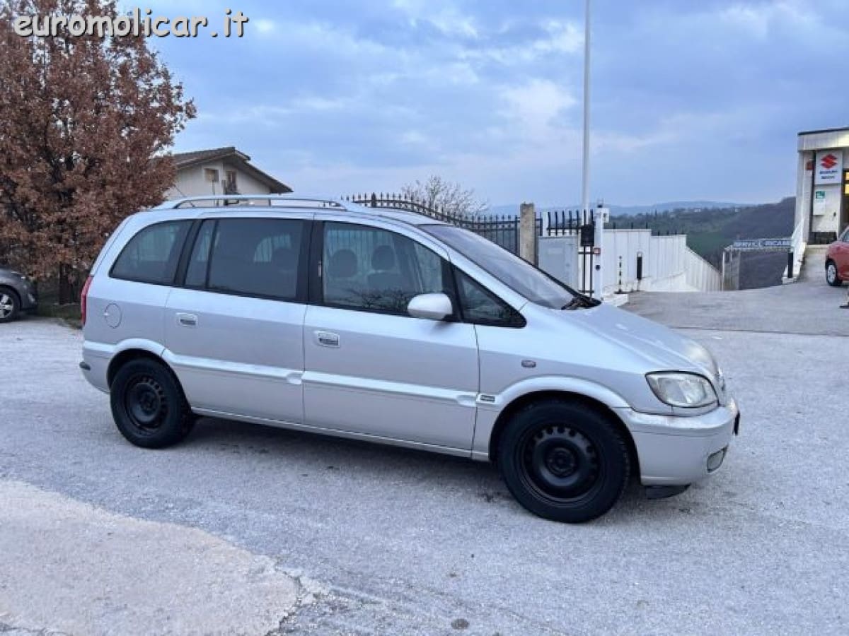 OPEL Zafira 2