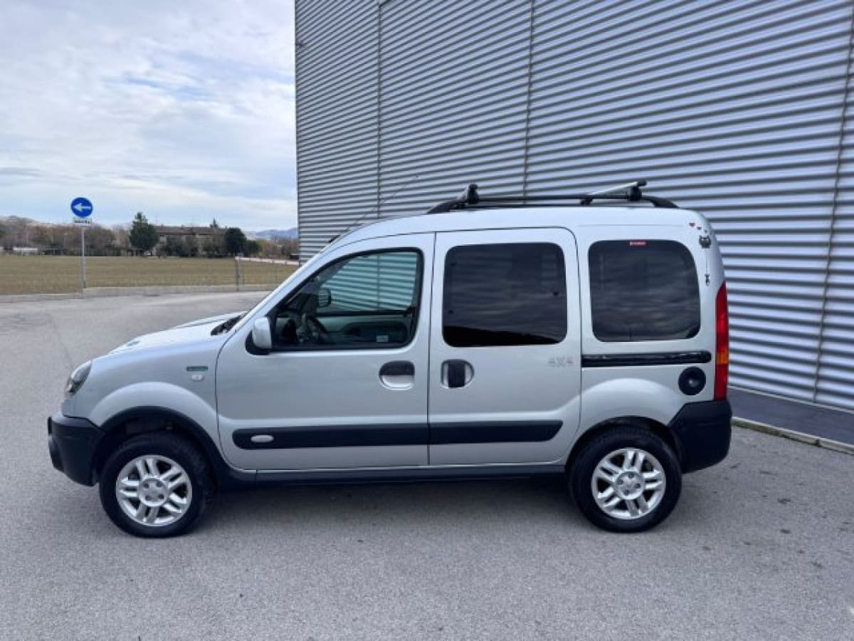 RENAULT Kangoo 2ª serie 13