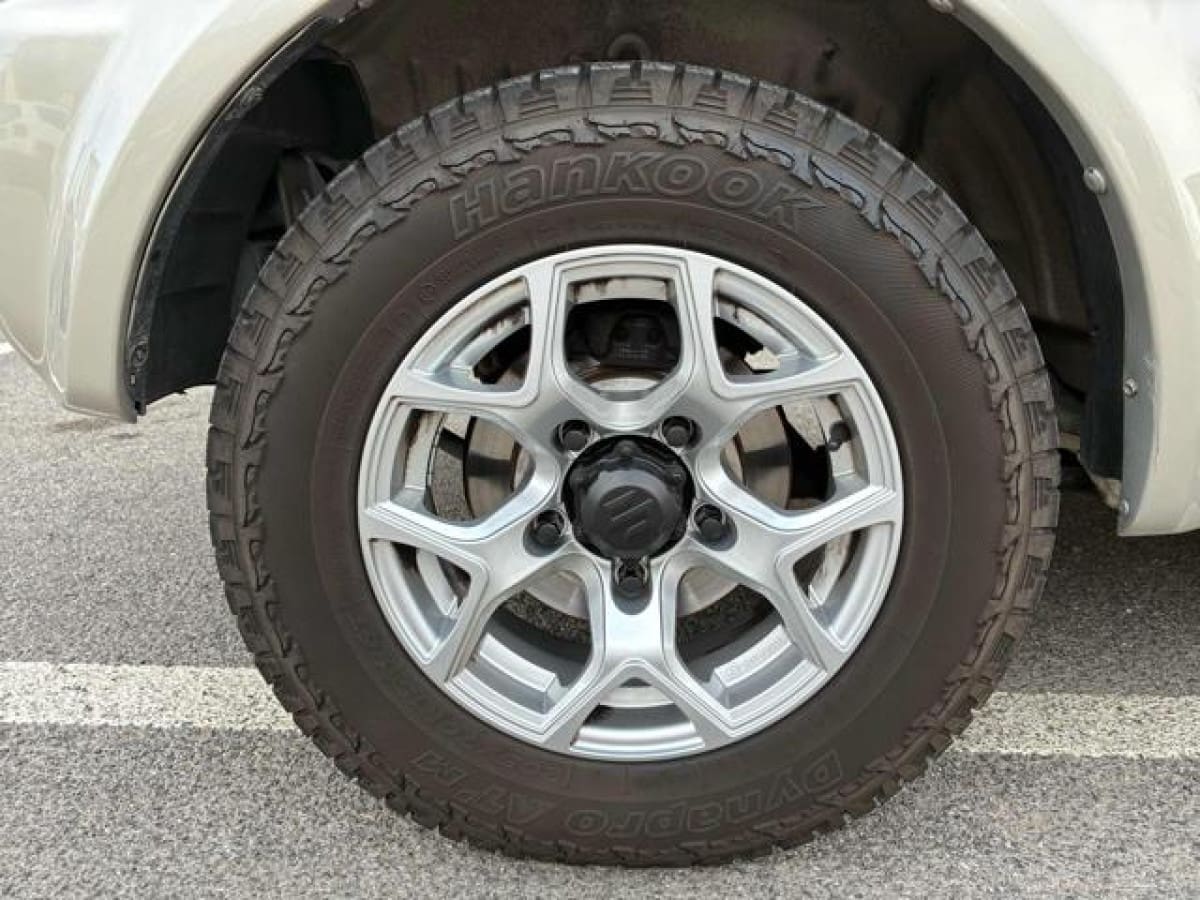 SUZUKI Jimny 3ª serie 14