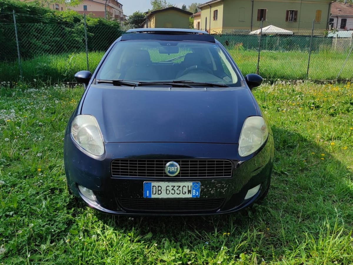FIAT Grande Punto 109869872