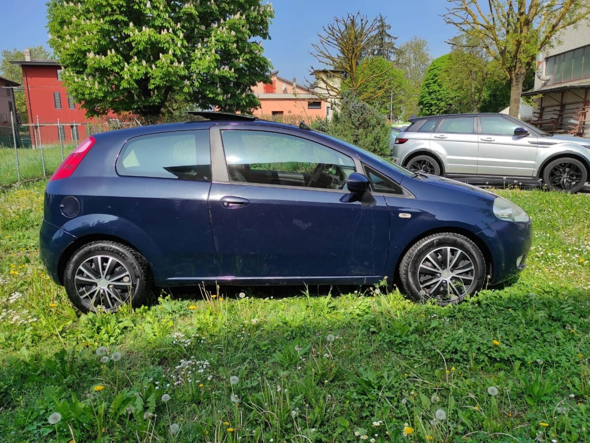 FIAT Grande Punto 9