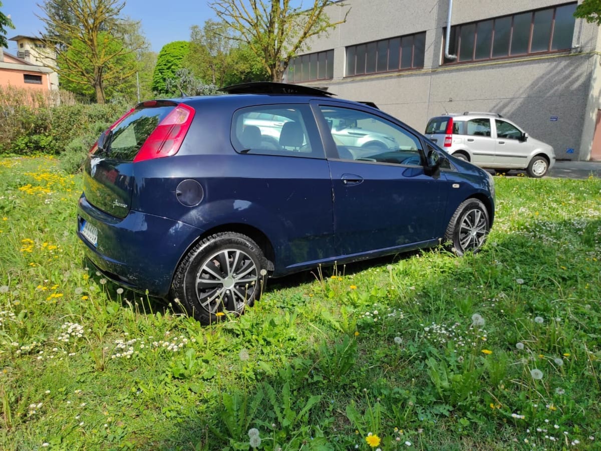 FIAT Grande Punto 10