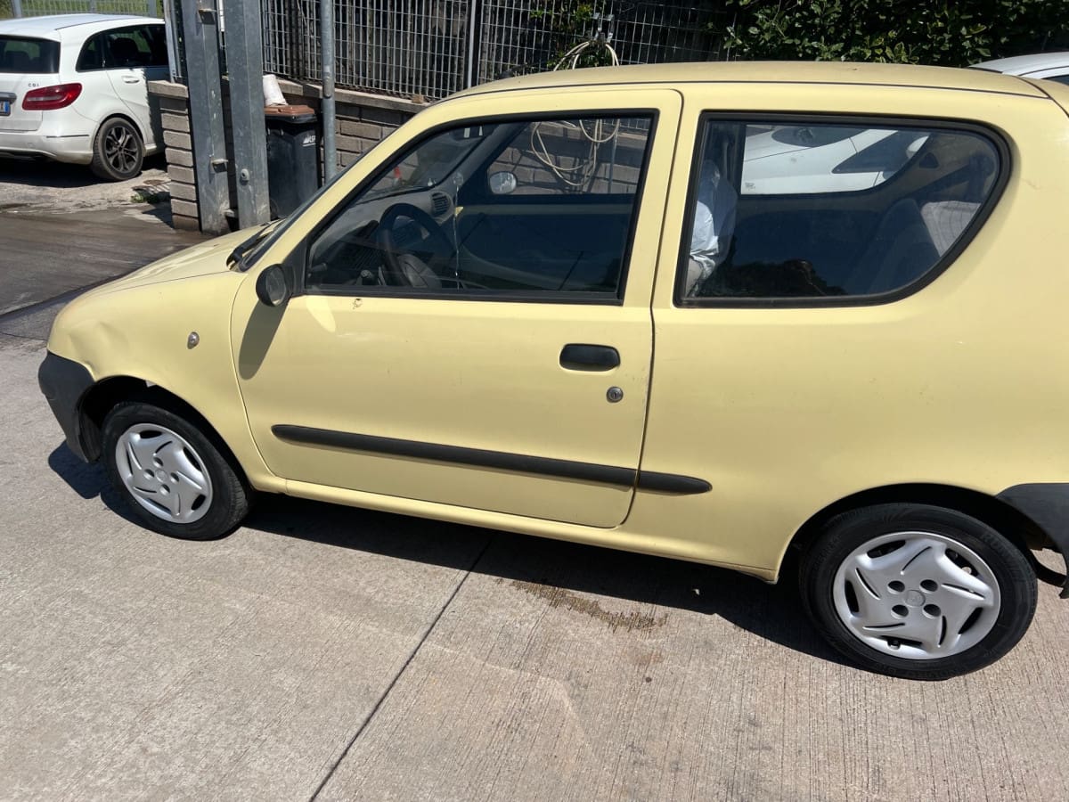 FIAT 600 (2005-2011) 4