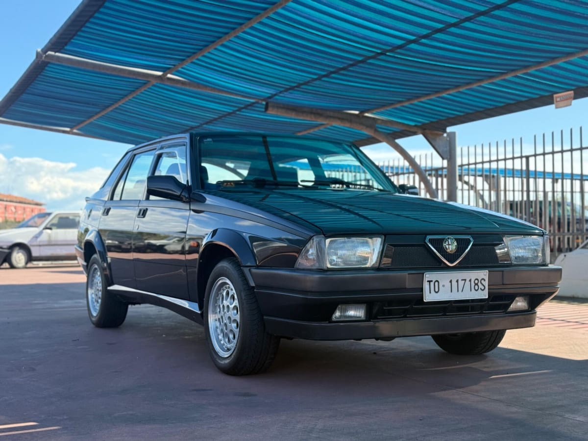 ALFA ROMEO 75 13