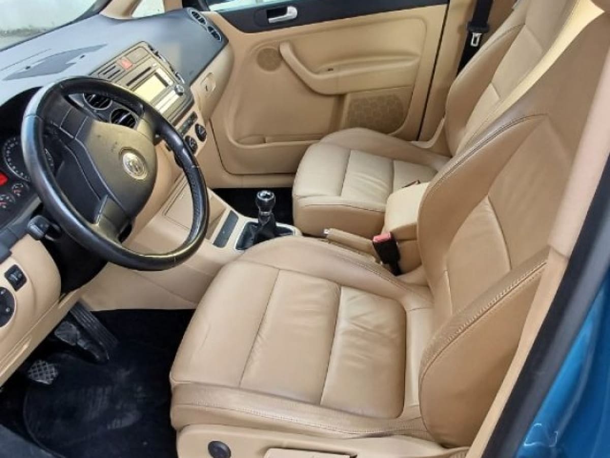 VOLKSWAGEN Golf 5ª serie 11