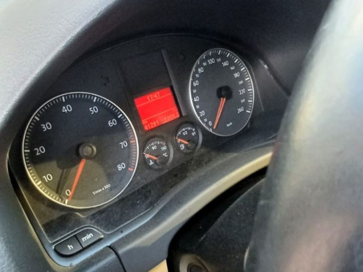 VOLKSWAGEN Golf 5ª serie 12