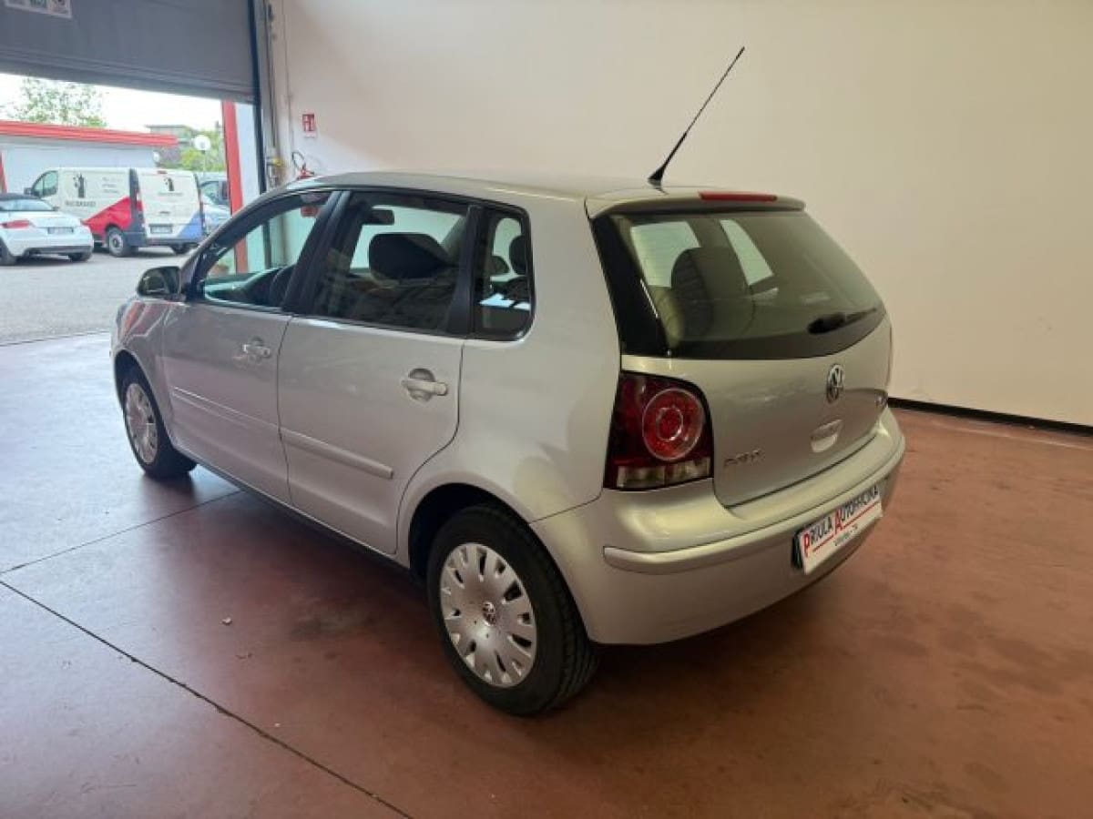 VOLKSWAGEN Polo 4ª serie 7