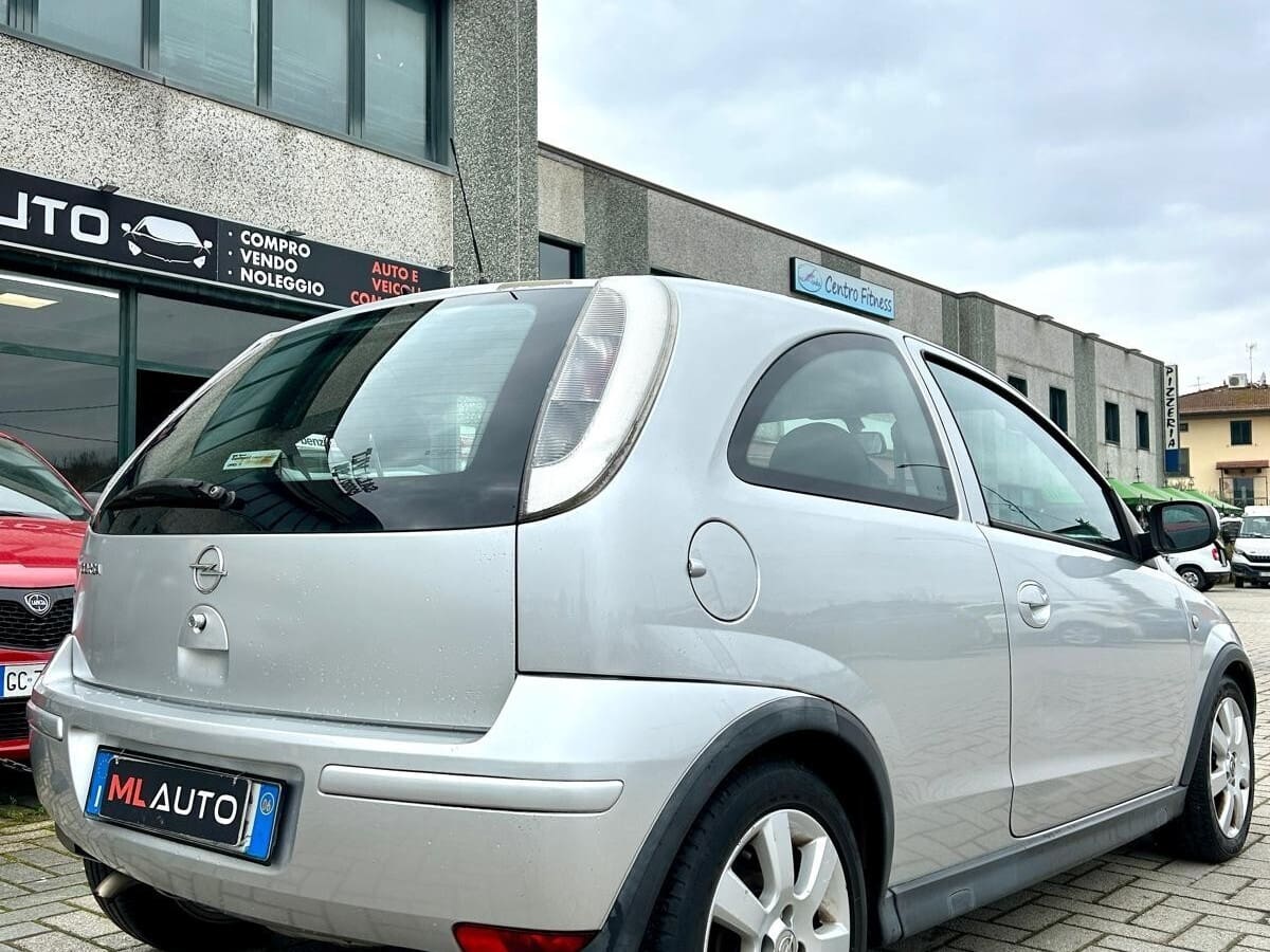 OPEL Corsa 3ª serie 7
