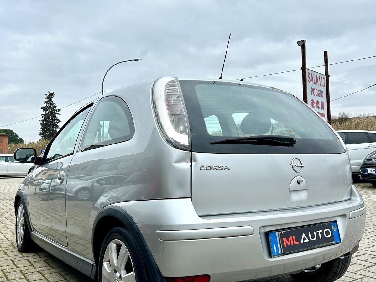 OPEL Corsa 3ª serie 9