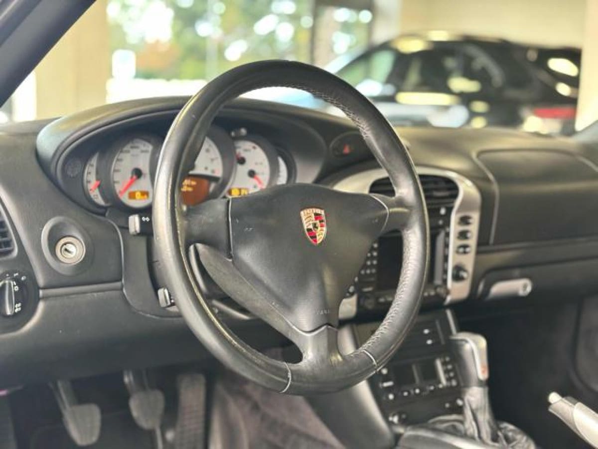 PORSCHE 911           (996) 5