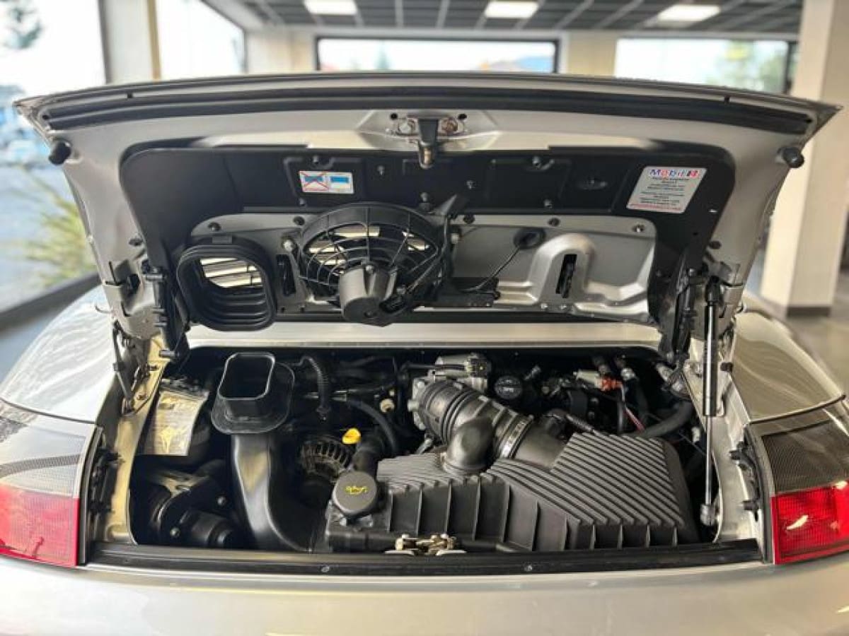 PORSCHE 911           (996) 6