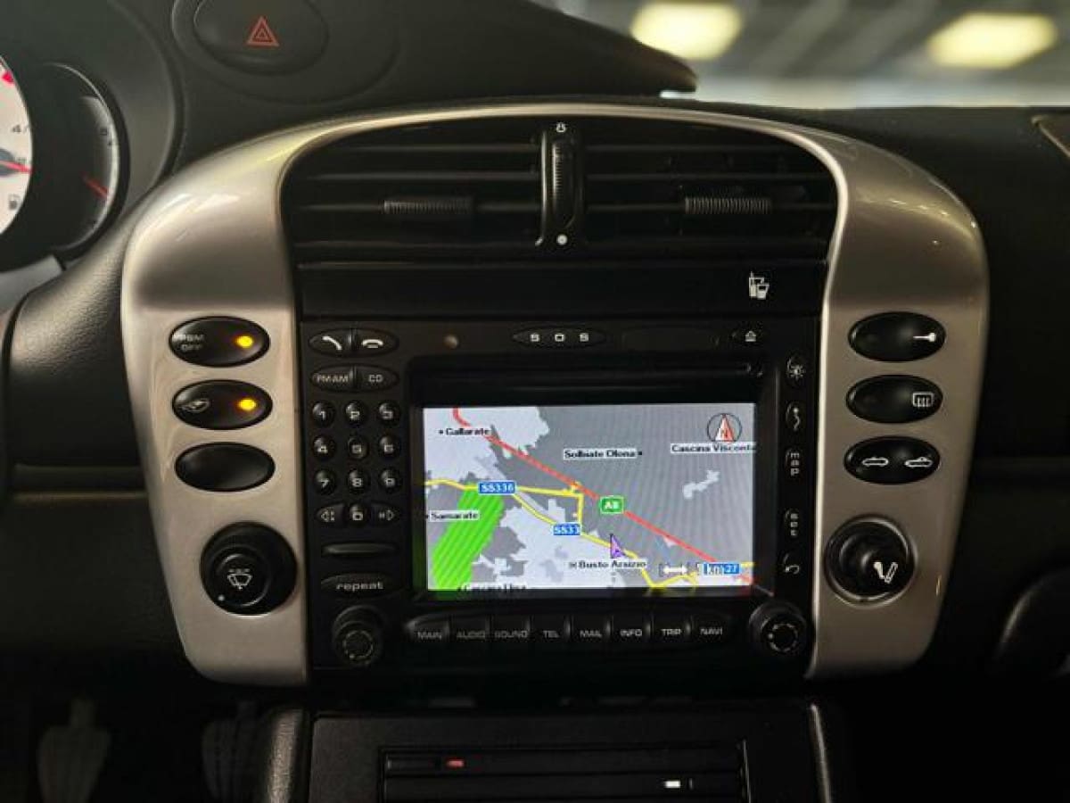 PORSCHE 911           (996) 15