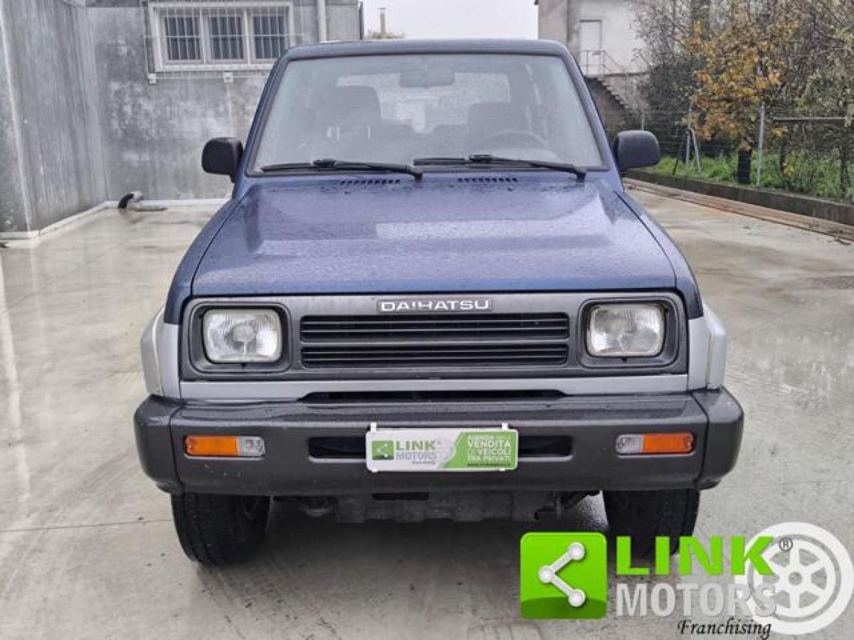 DAIHATSU Feroza 2