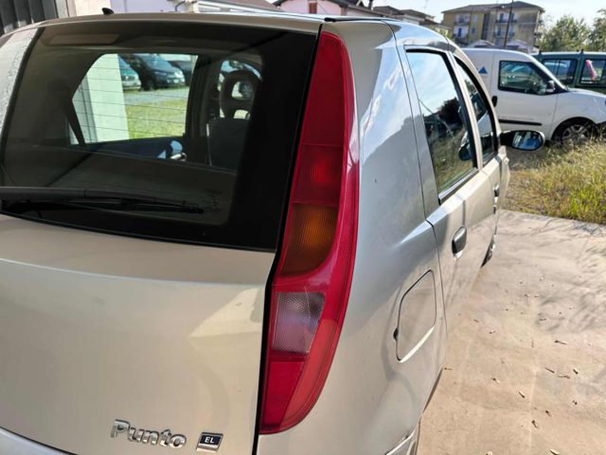 FIAT Punto 2ª serie 6