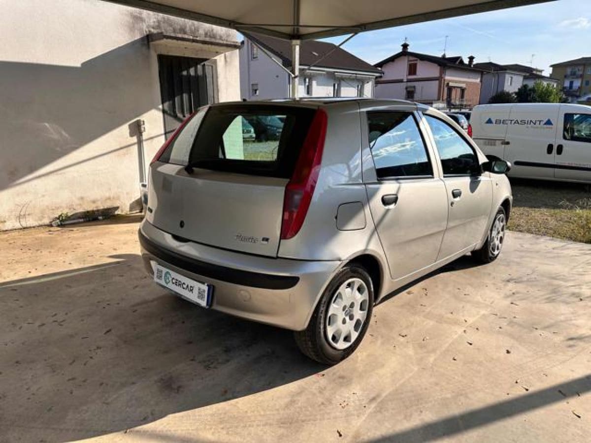 FIAT Punto 2ª serie 9