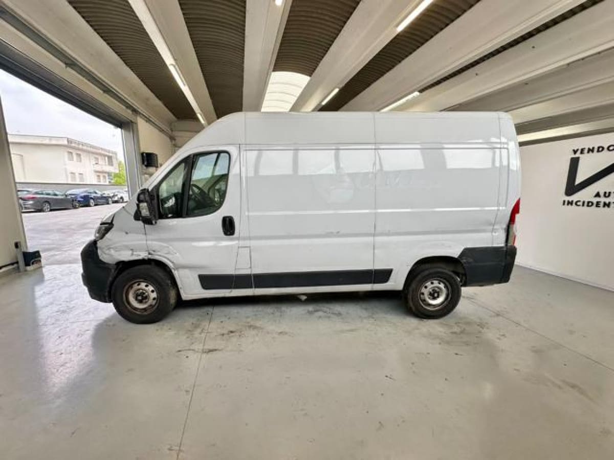 image desc