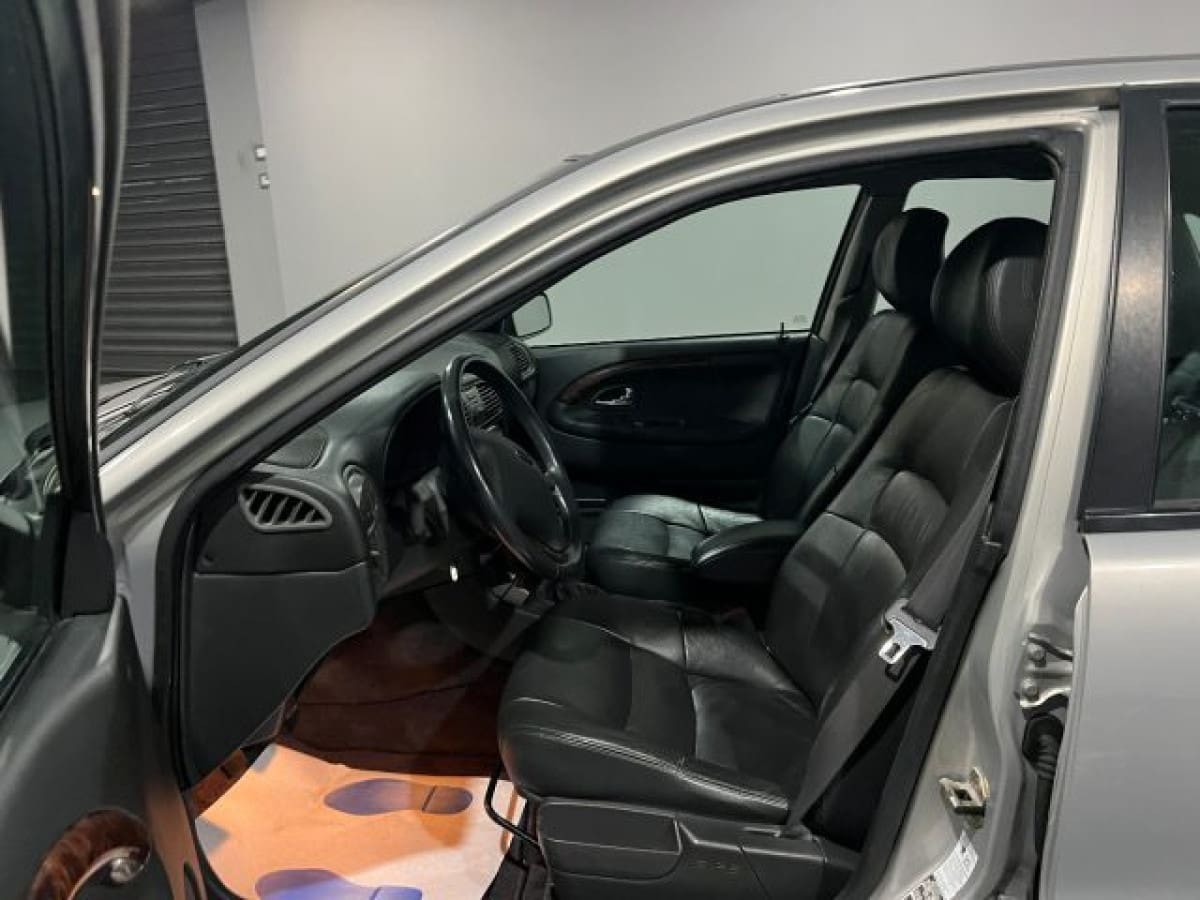 VOLVO Serie 40 12