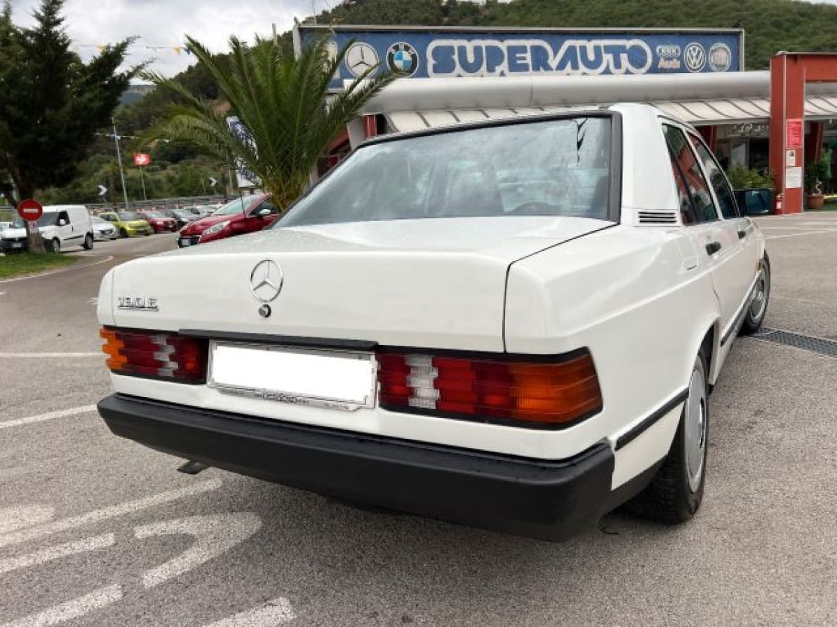MERCEDES 190 3
