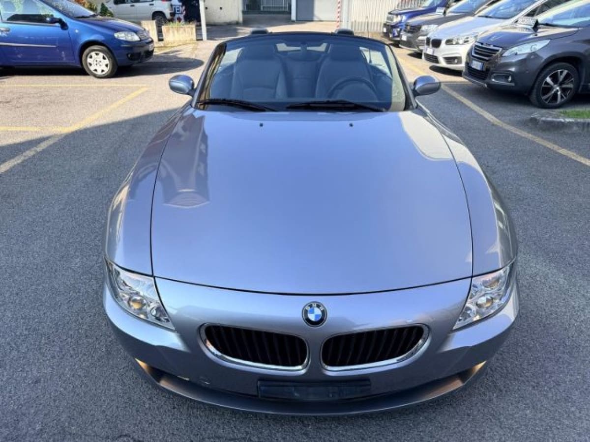 BMW Z4            (E85) 10