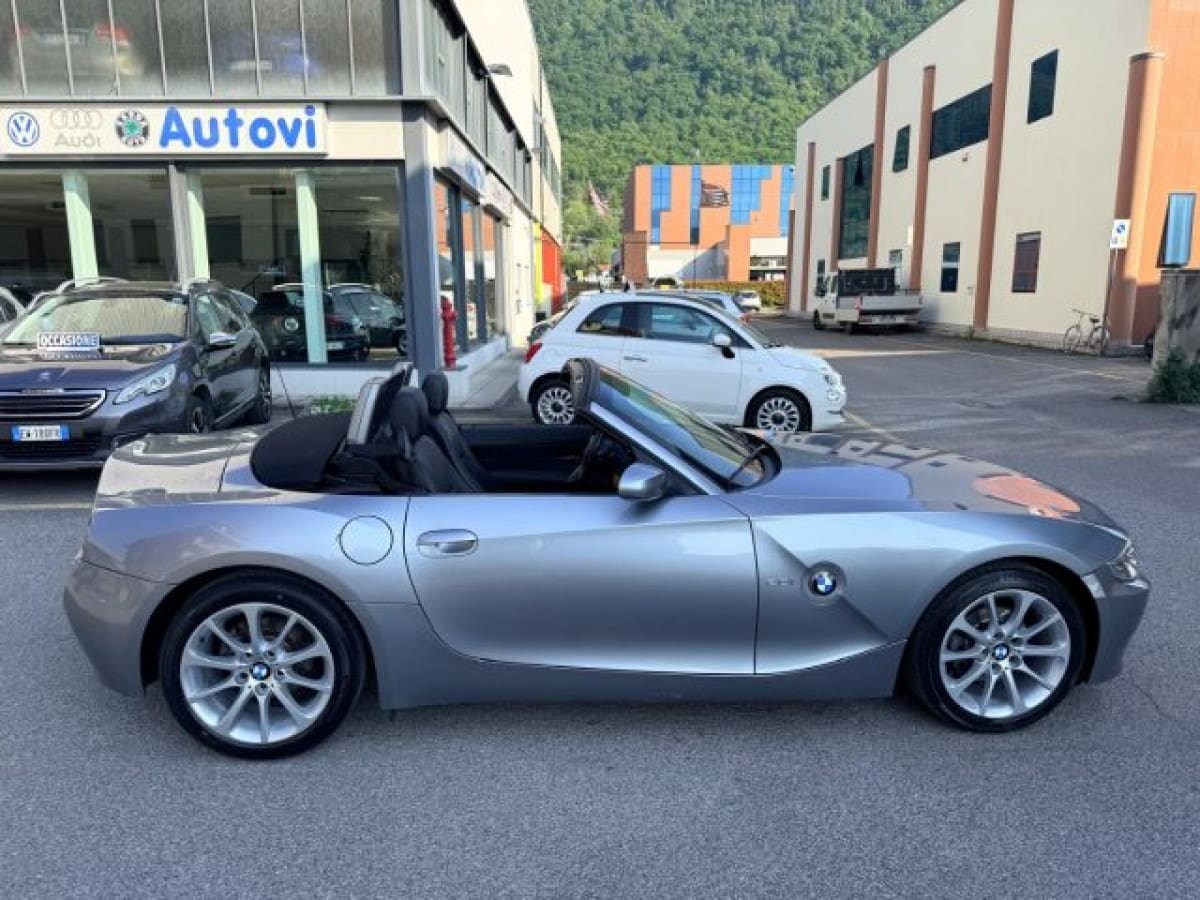 BMW Z4            (E85) 12