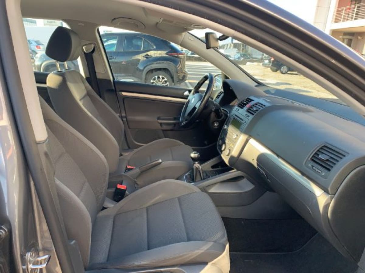 VOLKSWAGEN Golf 5ª serie 9